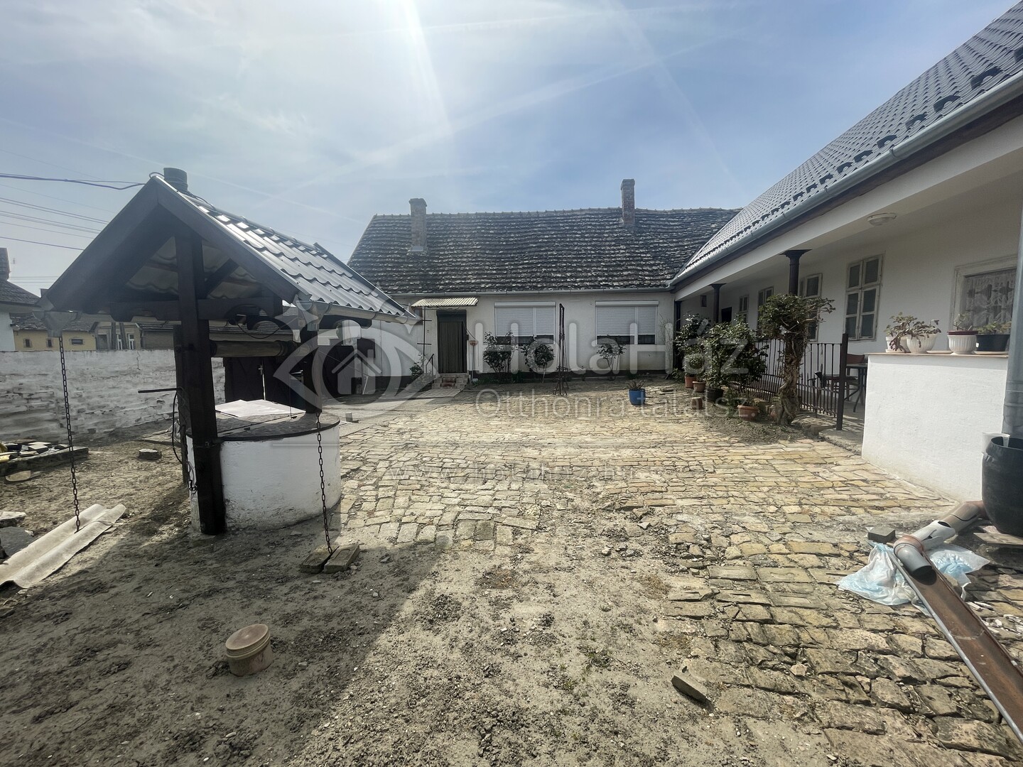 Udvar