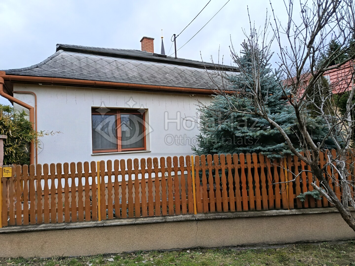 Ház homlokzat