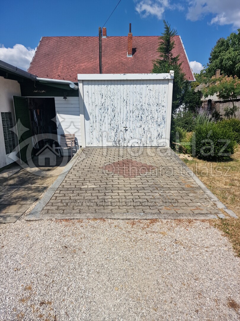 Udvar