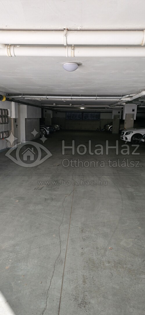 Mélygarázs