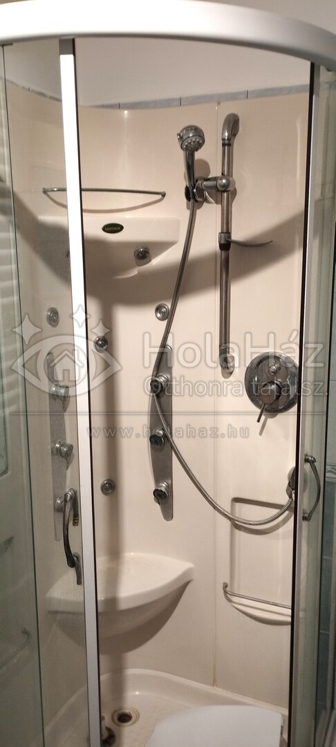 Zuhanyzó