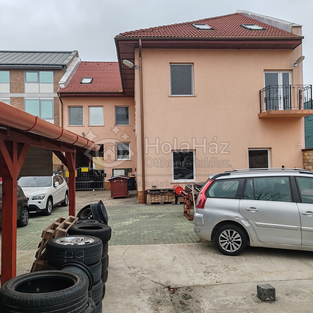 Udvar
