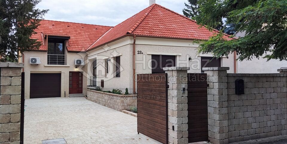Családi ház