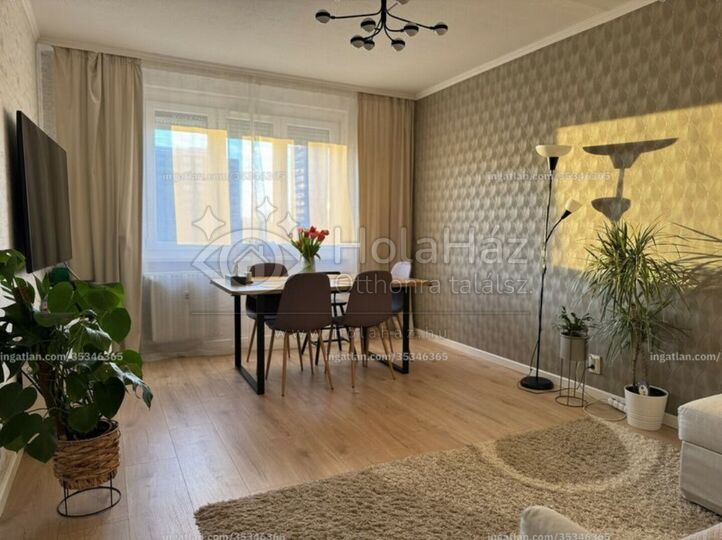 Nappali – Eladó 1 szobás panel lakás Budapesten, 70 MFt