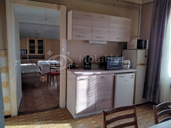 Konyha – Eladó 1 szobás társasházi lakás Győrben, 42 MFt