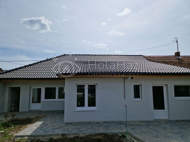 Ház