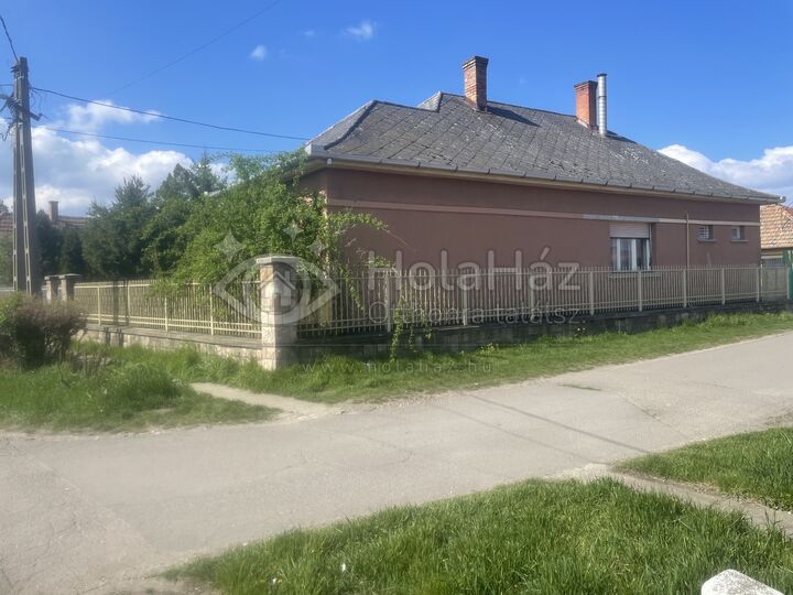 Családi ház