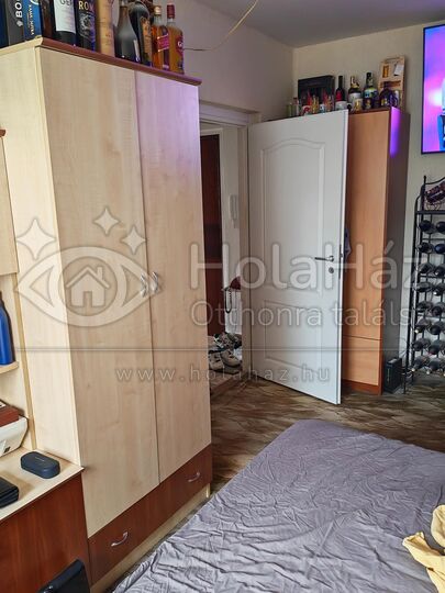 Hálószoba – Eladó 2 szobás panel lakás Mosonmagyaróváron, 38 MFt