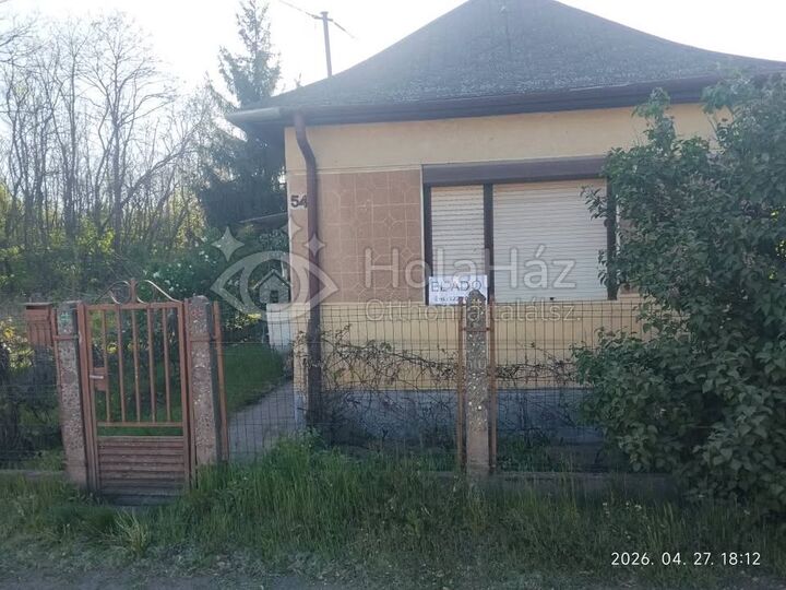 Családi ház – Eladó 3 szoba + nappalis ház Debrecenben, 40 MFt