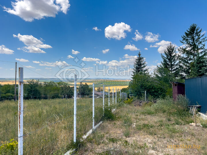 Telek – Eladó 818 m²-es telek Biatorbágyon, 9 MFt