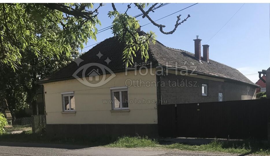 Ház – Eladó 3 szoba + nappalis ház Dombóváron, 29 MFt